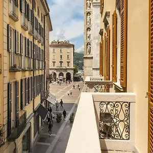 Dbh - Boutique 4*, Como Italia