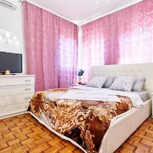 Apt Venice , Marghera Italia